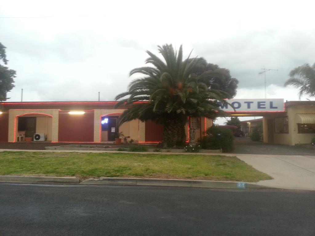 Nhill Oasis Motel Εξωτερικό φωτογραφία